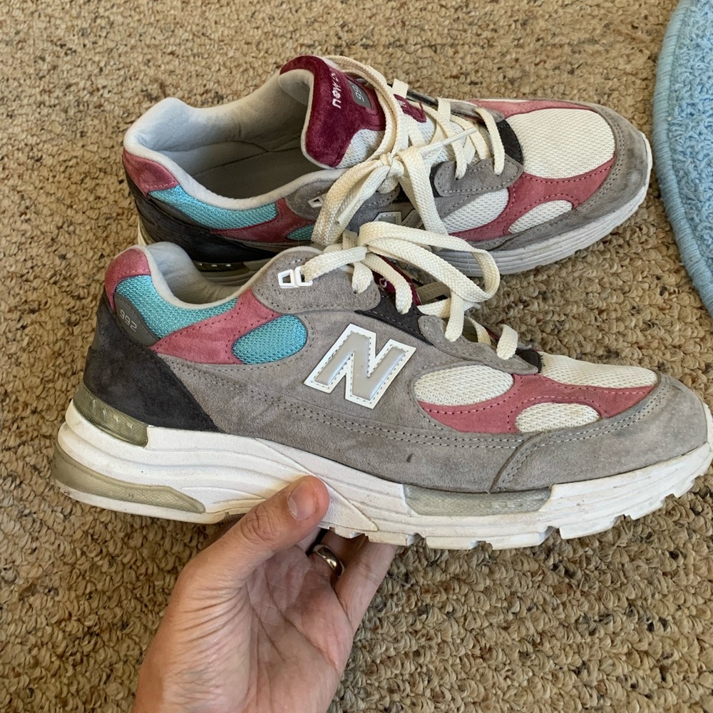 New Balance 992